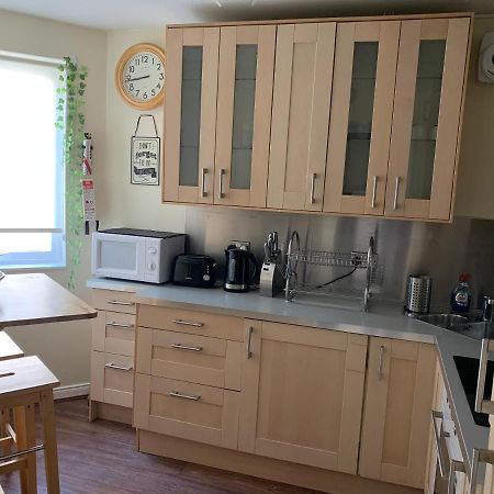 1 Bedroom Central Flat With Parking Space Edimburgo Esterno foto