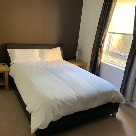 1 Bedroom Central Flat With Parking Space Edimburgo Esterno foto
