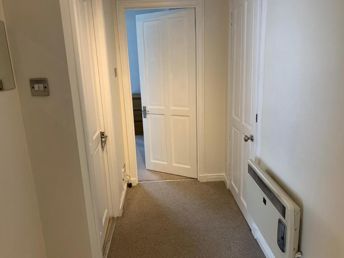 1 Bedroom Central Flat With Parking Space Edimburgo Esterno foto